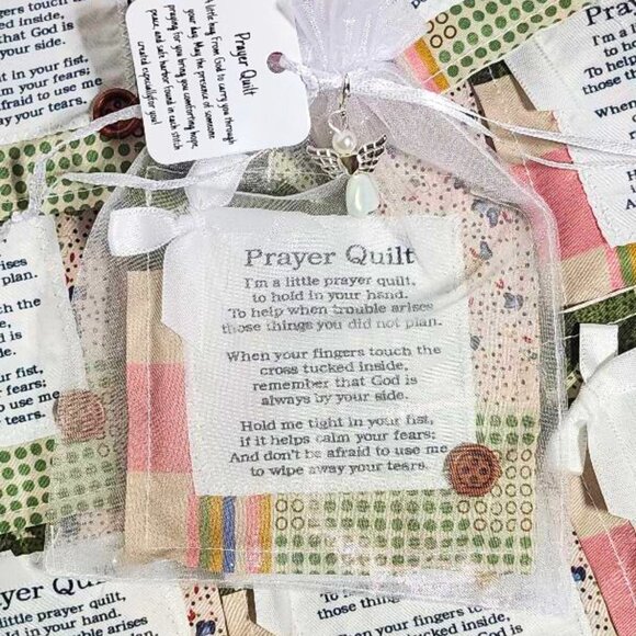 Mini Prayer Quilt - Picture 1 of 3